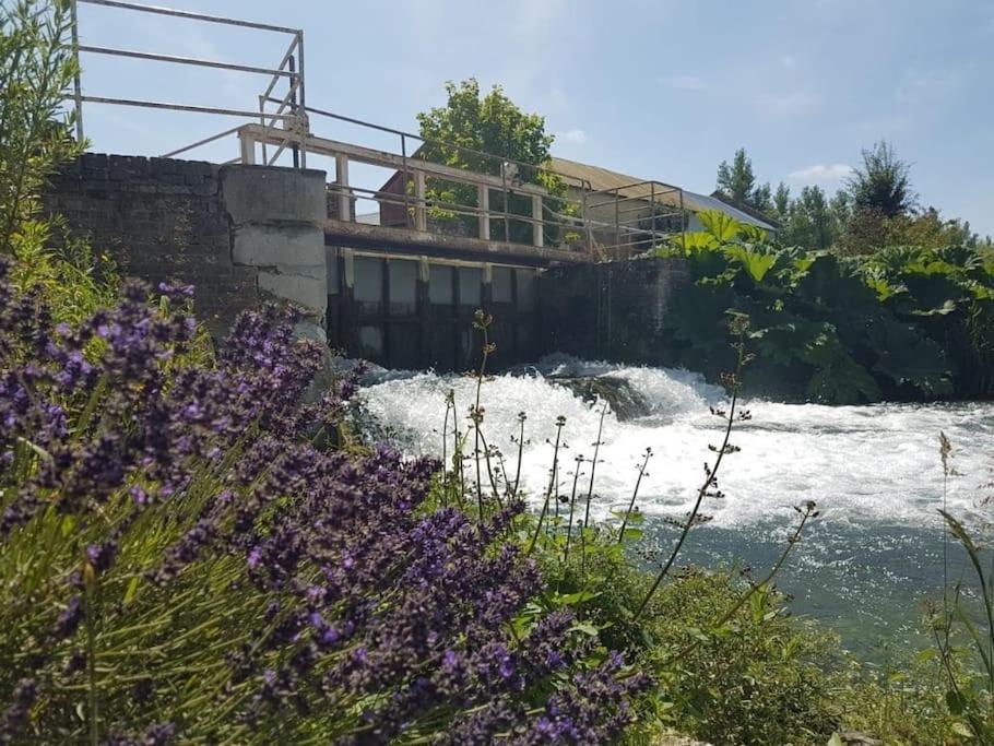 Hébergement de vacances Moulin Des Prés - 15 Places Au Bord De L'eau